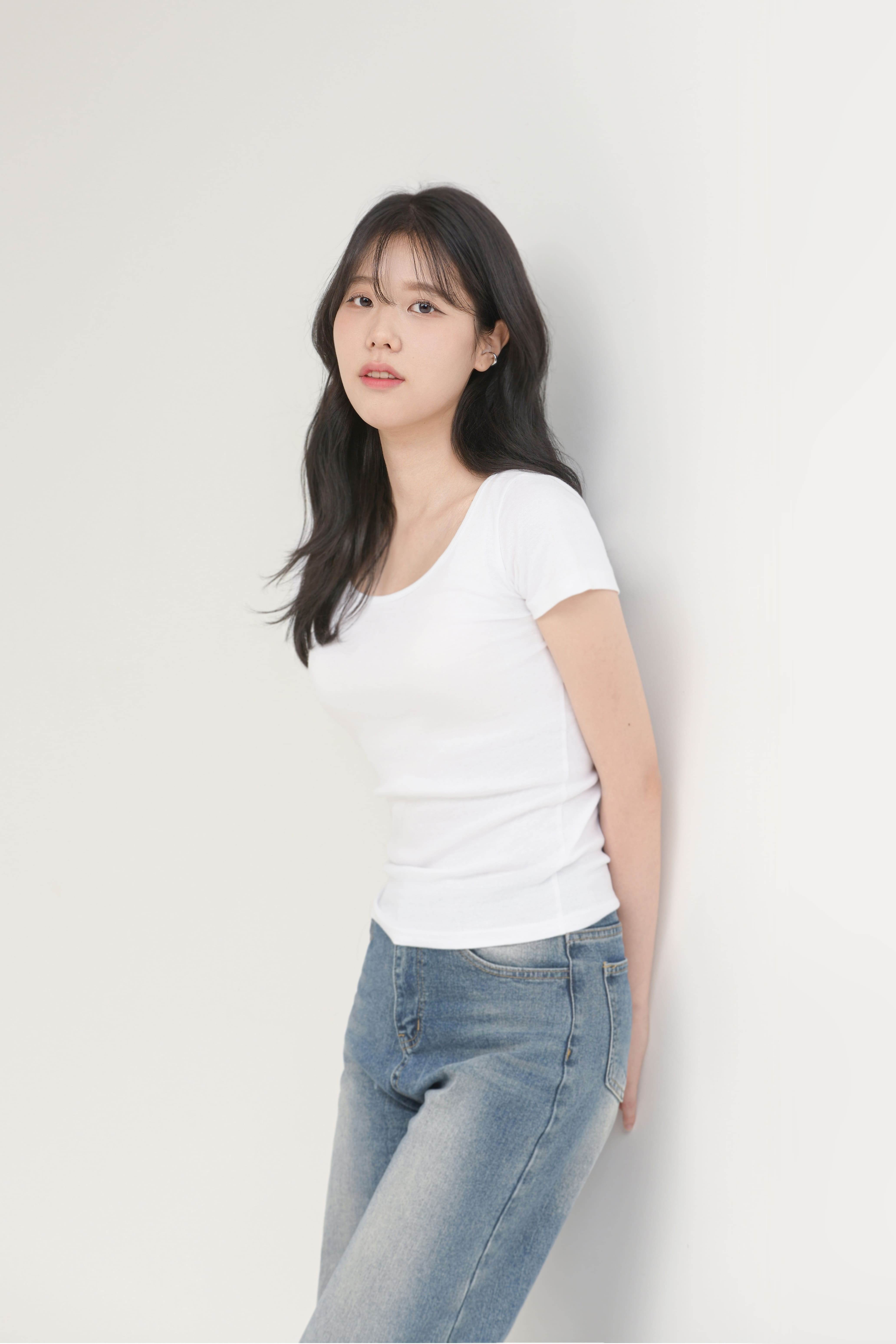 김은지
